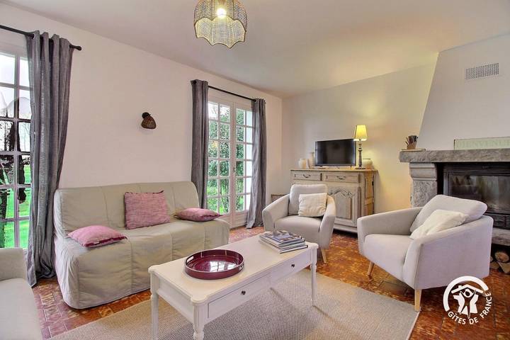 Gîte pour 8 personnes, avec jardin à Priziac - 3