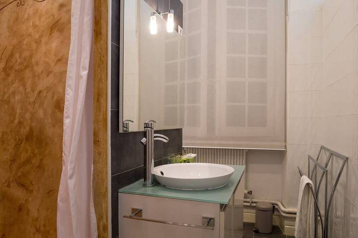 Gîte pour 3 personnes, avec Jardin dans Office De Tourisme De Beziers Centre Historique - 3