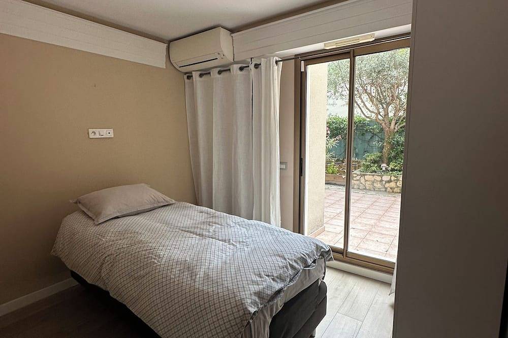Ganze Wohnung, Apartment at the gates of Monaco 100m with swimming pool Pets welcome in Cap-d'Ail, Nizza und Umgebung