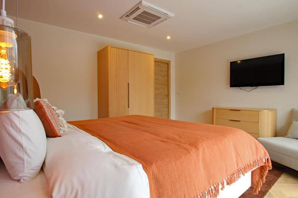 Casa elegante con sauna y spa, cerca de estación y tiendas in Pontorson, Avranches region