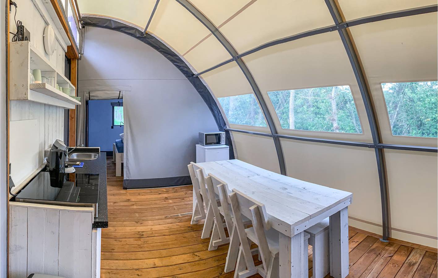 Wohnwagen für 5 Personen mit Terrasse in Drenthe