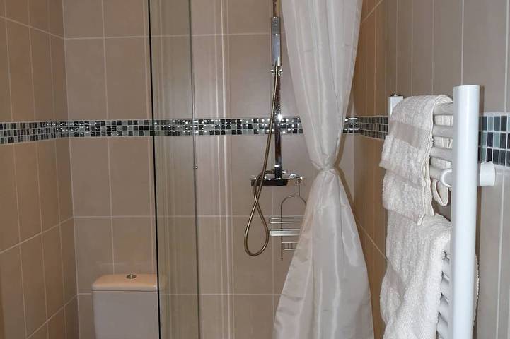 Gîte pour 6 personnes, avec jardin et terrasse, animaux acceptés à Busserolles - 4