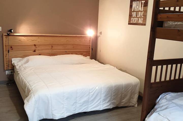 Location de vacances pour 8 personnes, avec jardin à Plouégat-Guérand - 4