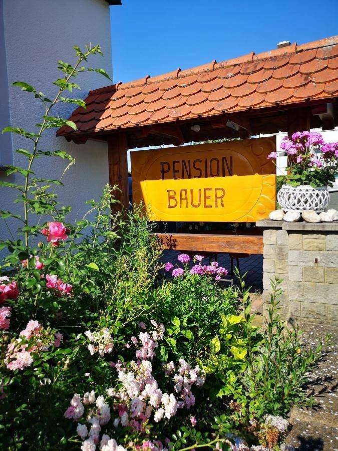 Gästehaus für 4 Personen, mit Balkon und Terrasse sowie Garten und Sauna