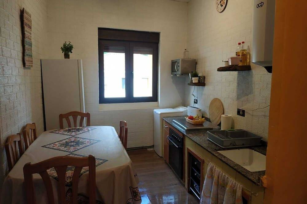 Appartamento intero, Rural Apartment Asturias in Belmonte de Miranda, Montagne Cantabriche