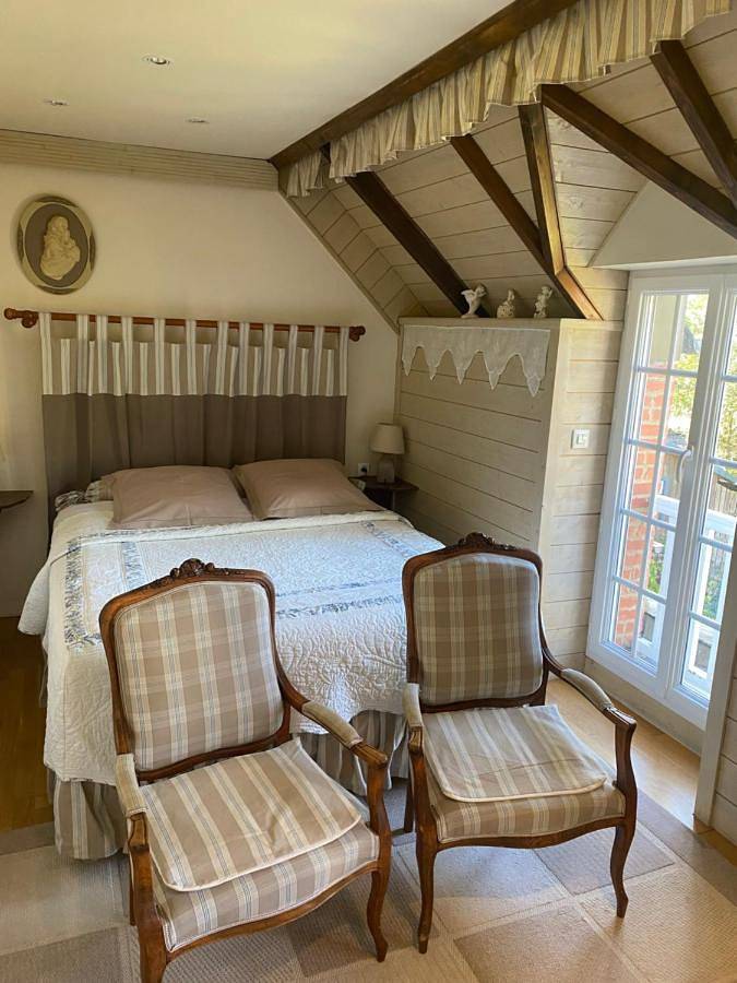 Chambre d’hôte pour 2 personnes, avec vue et jardin, animaux acceptés à Saint-Méloir-des-Ondes - 2