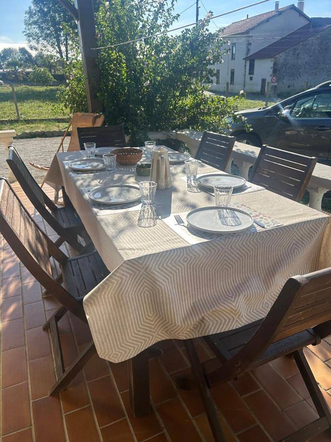 Location de vacances pour 6 personnes, avec Terrasse ainsi que Jardin et Vue à Pointis-Inard