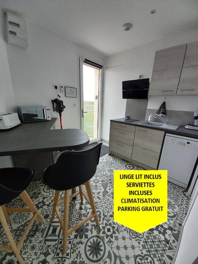 Location de vacances pour 2 personnes, avec Terrasse et Jardin à Saint-Claude-de-Diray