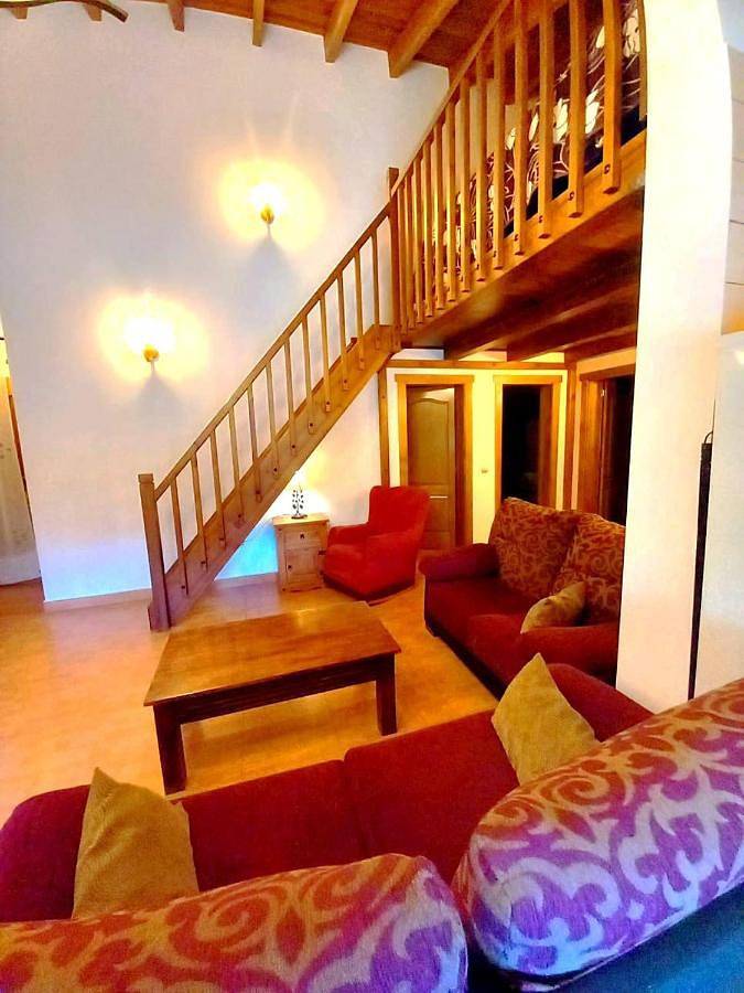 Casa rural para 3 personas, con Balcón y Terraza además de Jardín y Piscina en Provincia de Albacete - 2
