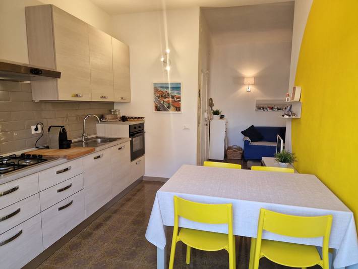 Appartamento intero, Via Del Passaggino 10 - La casa del Sole -Accogliente appartamento a due passi dal mare in Spiaggia di Rimigliano (San Vincenzo), San Vincenzo
