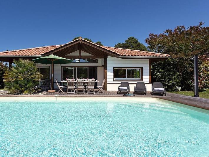 Camping für 8 Personen, mit Whirlpool und Terrasse in Moliets-et-Maa