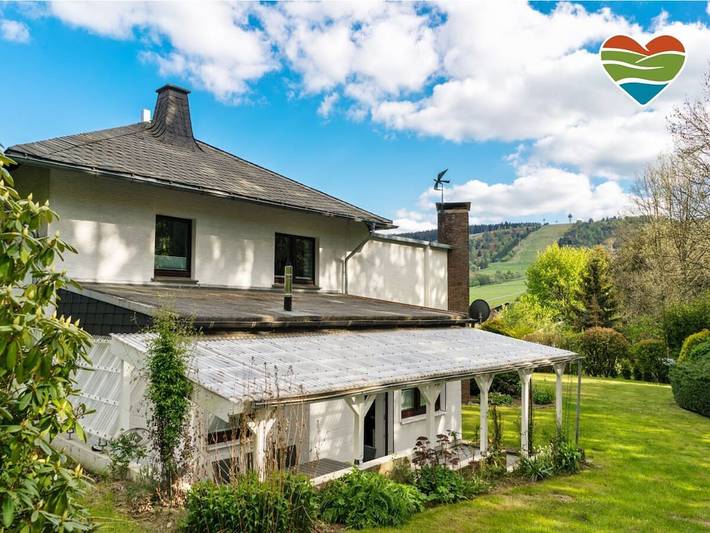 Ferienhaus für 6 Personen, mit Whirlpool und Garten sowie Pool und Sauna