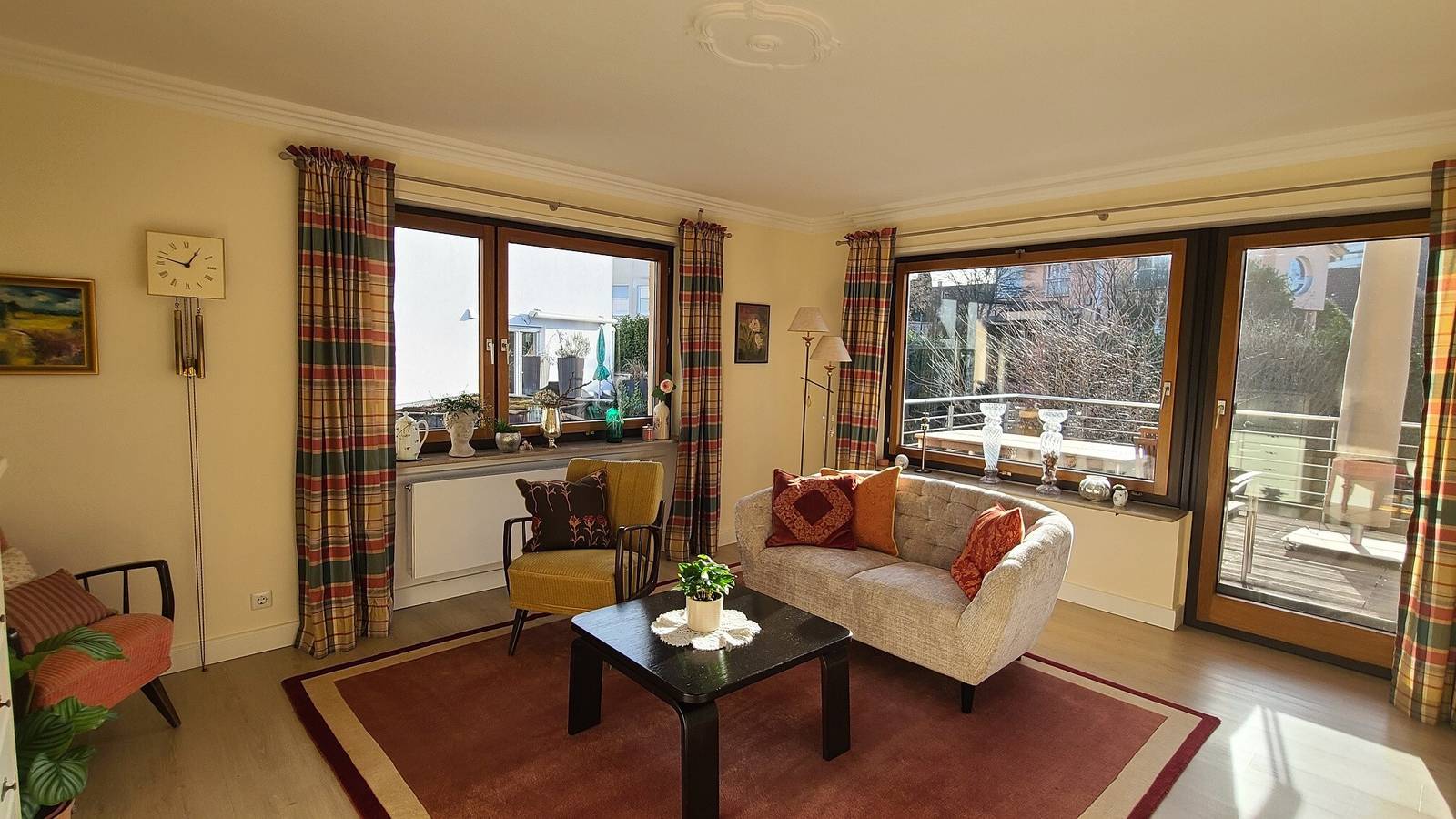 Ganze Wohnung, Apartment „Casa Toscana“ mit privatem Garten, Balkon und Wlan in Reutlingen, Neckar-Alb