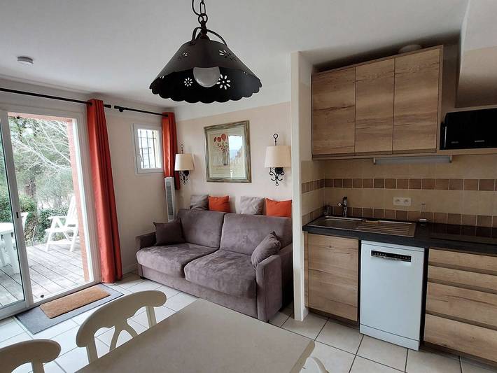 Maison de vacances pour 5 personnes, avec Terrasse et Piscine à Grospierres