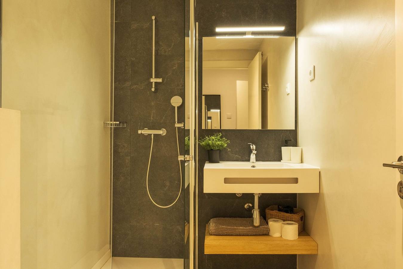 Apartamento entero, Guest Ready - Estudios Modernos Fira Barcelona in Hospitalet de Llobregat, Barcelonés