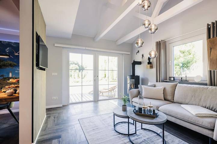 Ferienwohnung für 2 Personen, mit Terrasse und Garten in Klausdorf