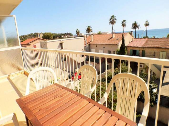 Gîte pour 6 personnes, avec terrasse, animaux acceptés dans Plage des Sablettes - 2