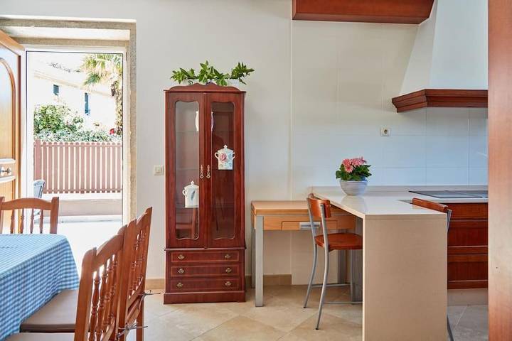 Location de vacances pour 10 personnes, avec piscine ainsi que vue et terrasse à Ames - 3