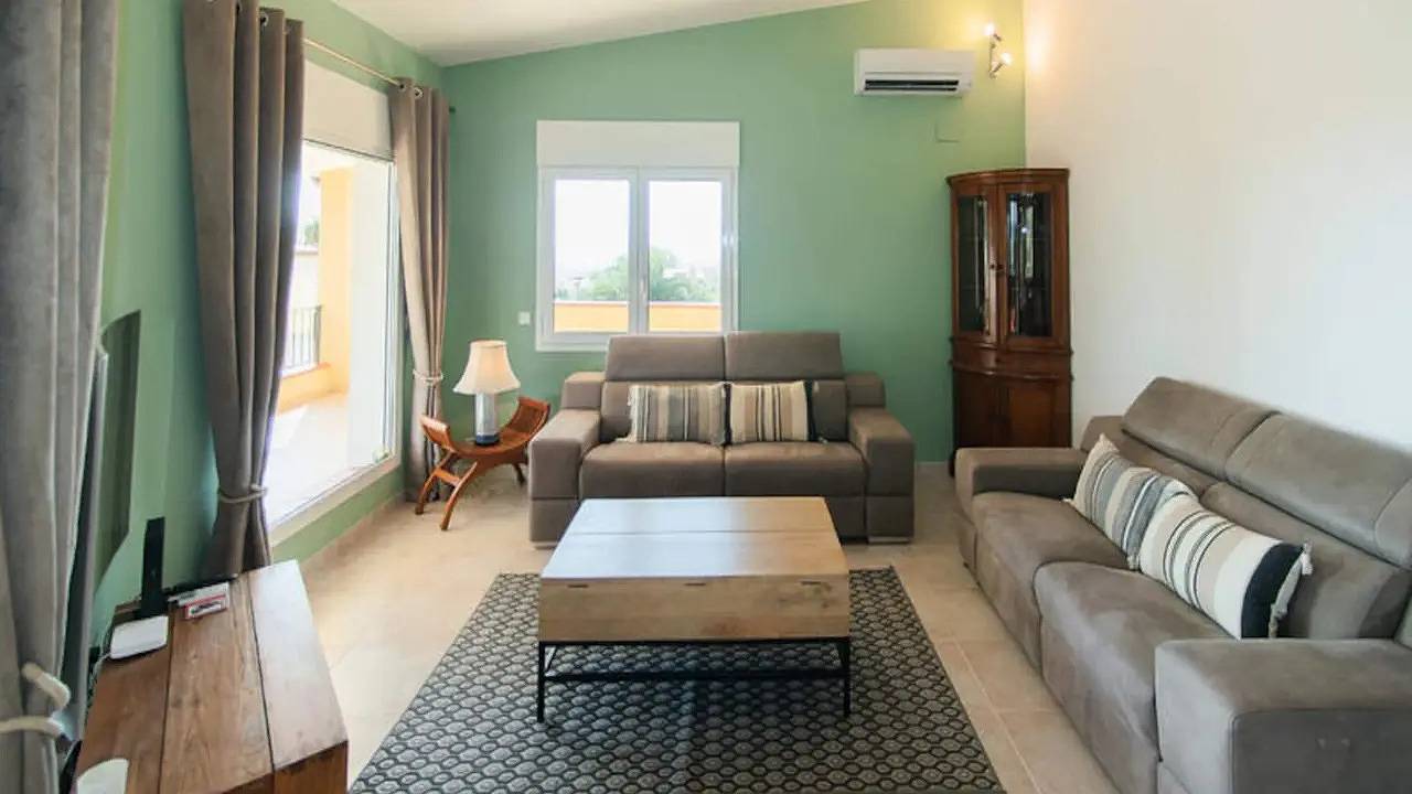 Ganze Ferienwohnung, Ferienwohnung für 10 Personen (240 m²) in Bellavista in Palau-saverdera, Oberampurien