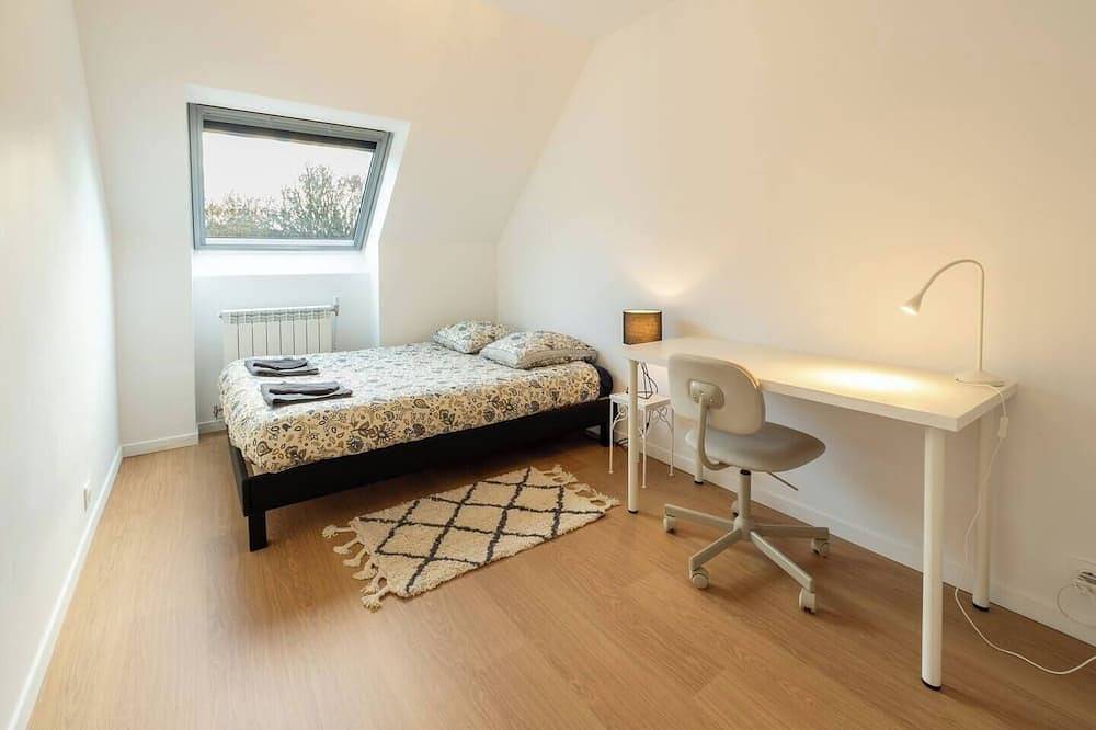 Town house with terrace Near subway in Rennes, Región de Rennes