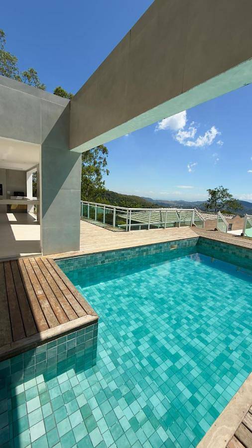 Casas e apartamentos de temporada para 10 pessoas, com terraço e piscina e ainda vista, com animais de estimação em Niterói