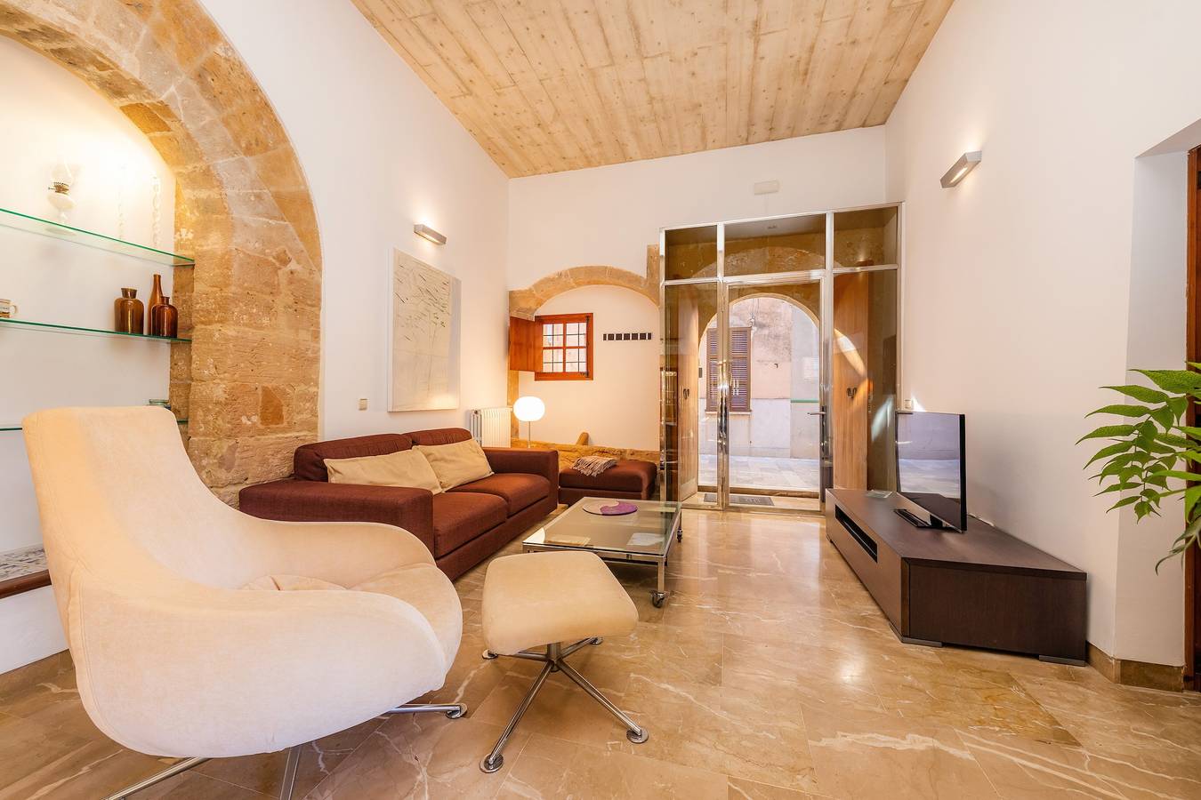 Ferienhaus 'Town House Esglesia 10' mit Privatterrasse, Wlan und Klimaanlage in Alcudia Altstadt, Alcúdia