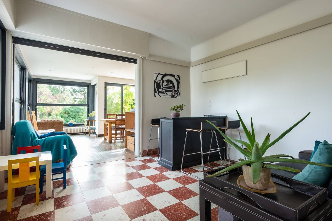 Holiday Home 'Grande Maison Familliale' with Private Terrace, Private Garden and Wi-Fi in Coulogne, Calais region