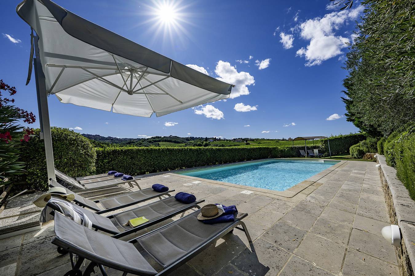 Casale Dei 12, Emma Villas in Montepulciano, Chianti