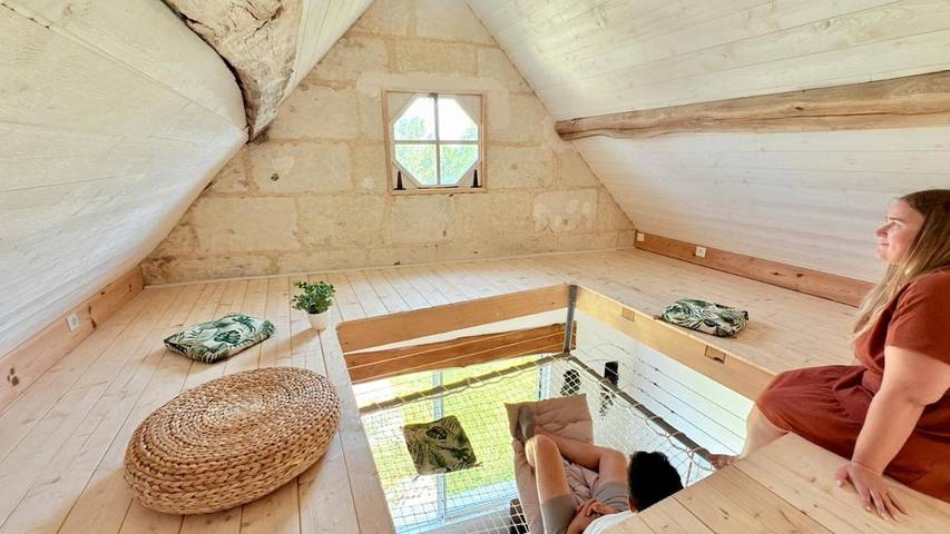 Location de vacances pour 10 personnes, avec sauna ainsi que vue et terrasse dans Les Roches-l'Évêque - 3