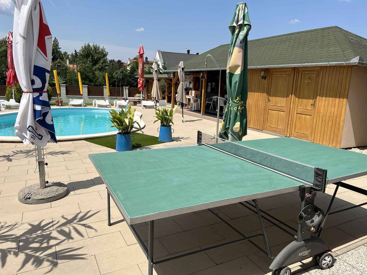 Appartement de vacances entier, Appartement de vacances avec piscine chauffée, balcon climatisation et wifi  in Gyenesdiás, Parc national des Hautes-Terres de Balaton