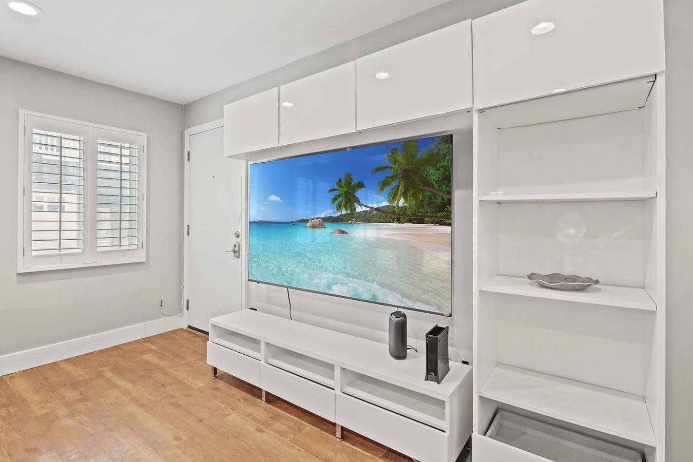Apartamento entero, Apartamento tranquilo de 2 dormitorios en Venecia con entrada privada in Venice Beach (Los Angeles), Los Angeles