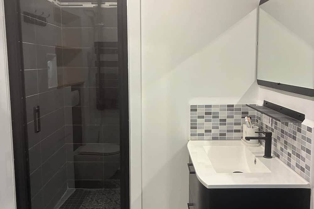 Ganze Wohnung, Entire property: apartment - Canet-de-Salars, France in Canet-de-Salars, Aveyron