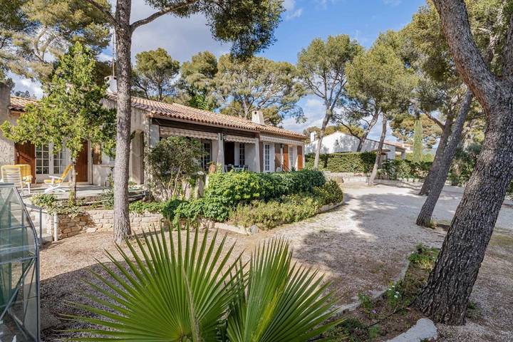 Villa pour 6 personnes, avec jardin et balcon dans Calanques - 3