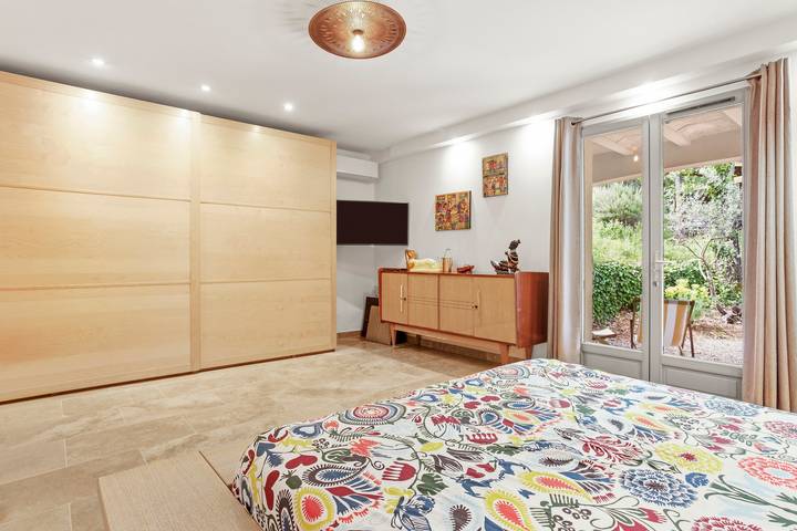 Bed and Breakfast per 2 persone con giardino in Cotignac, Brignoles e dintorni
