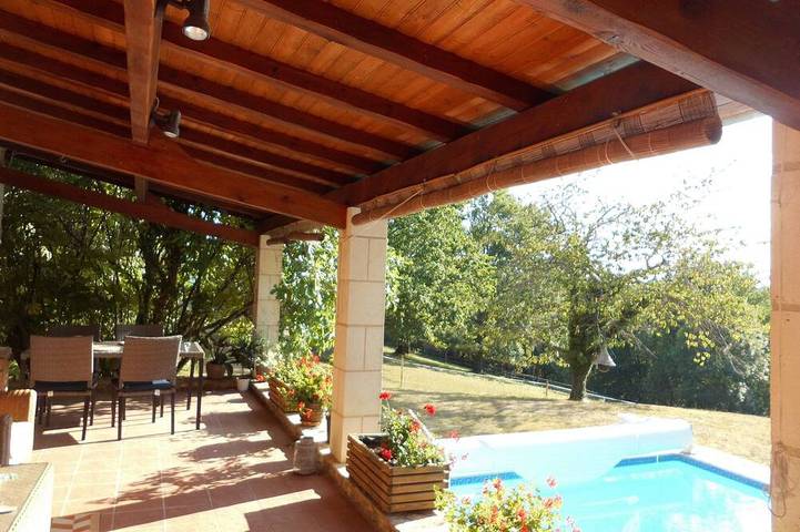 Gîte pour 3 personnes, avec Balcon ainsi que Terrasse et Jardin