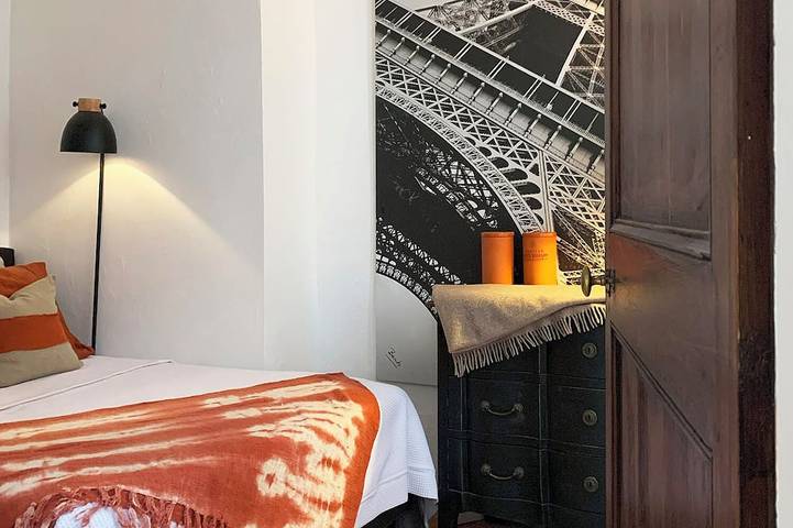 Location de vacances pour 9 personnes, avec terrasse et piscine à Montferrat - 2