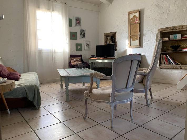 Gîte pour 2 personnes, avec vue à Montéléger
