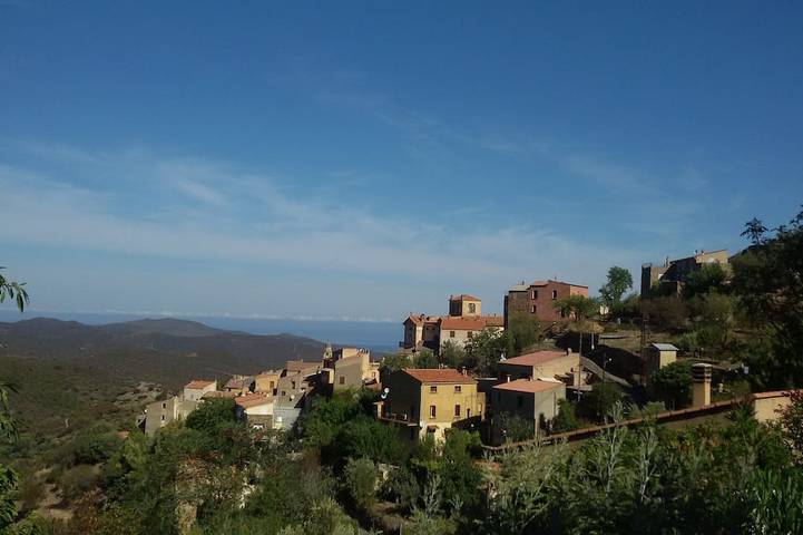 Maison de vacances pour 6 personnes, avec Terrasse à Novella