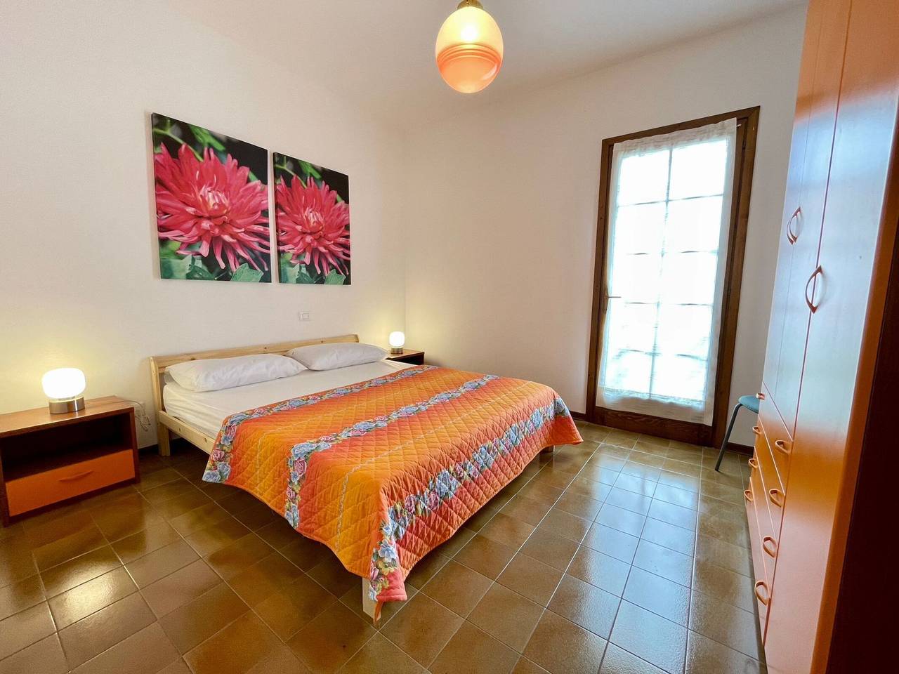 Villa colorata vicino al mare in Porto Santa Margherita, Caorle