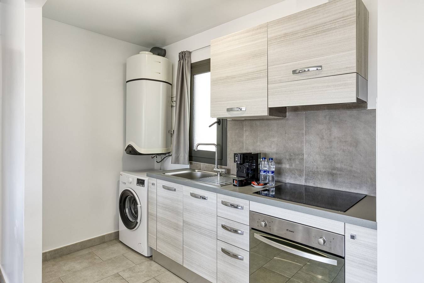 Apartamento "Giuliano Superior 4" con balcón y Wi-Fi in Castellón de Ampurias, Alt Empordà