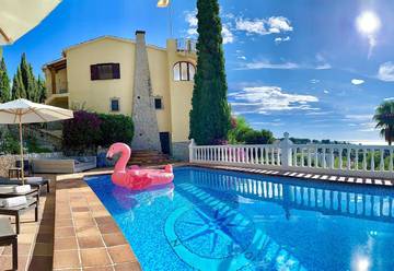 Villa für 14 Personen, mit Garten und Kinderpool sowie Whirlpool und Sauna in Alicante Provinz