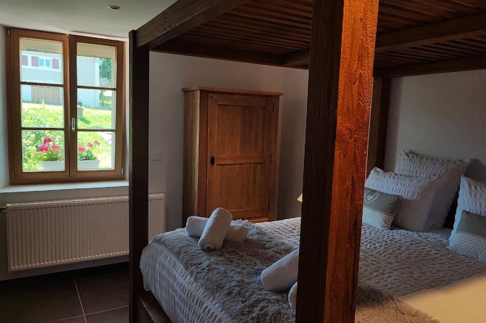 Guest house located in the heart of the village of Métabief, fully equipped luxu in Mouthe-Lac et Mont d’Or, Doubs