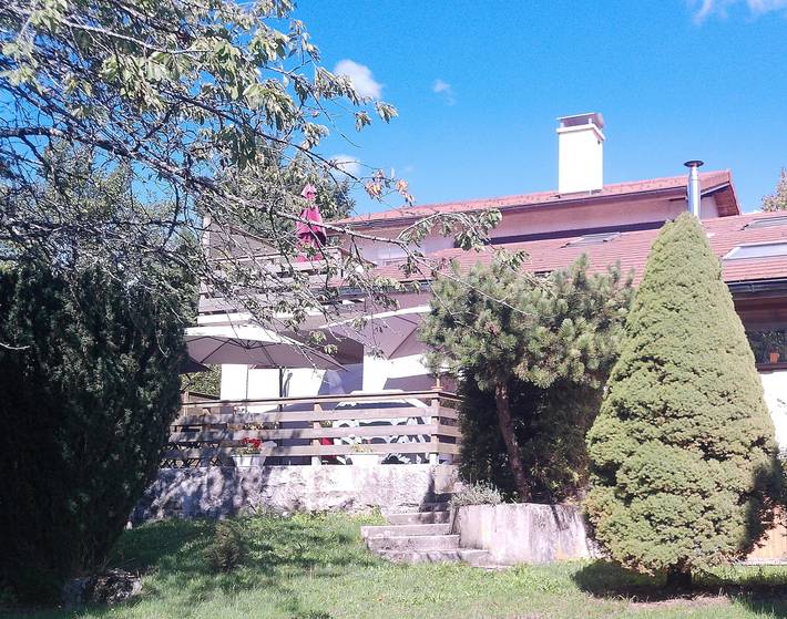 Chambre d'hôtes La Dombiste in Cormaranche-en-Bugey, Belley