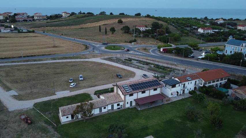 B&b per 2 persone, con Terrazza e Giardino nonché Panorama a Torino di Sangro
