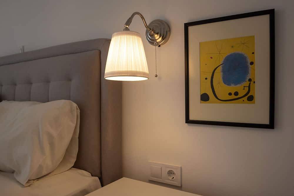 Entire apartment, Downtown exceptional studio Syntagma in Central Section of Athens, Athens