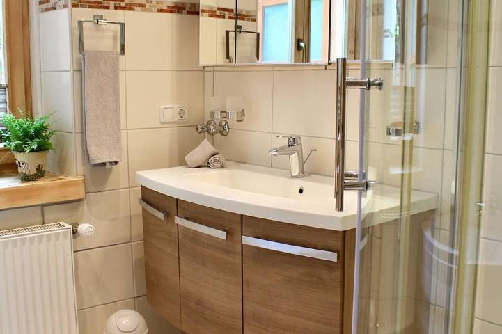 Ganze Wohnung, Bezaubernde Ferienwohnung mit Zugspitzblick im schönen Grainau in Grainau, Eibsee