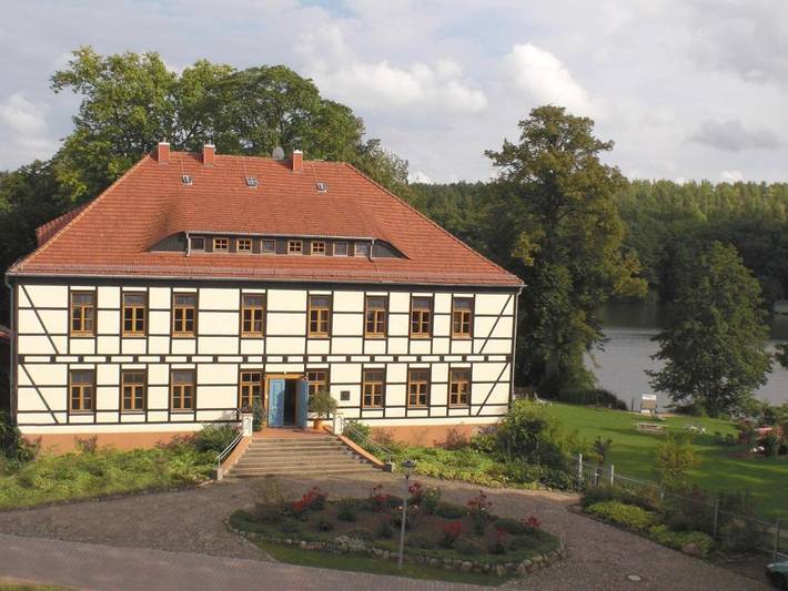 Ferienwohnung für 6 Personen, mit Terrasse und Garten sowie Sauna