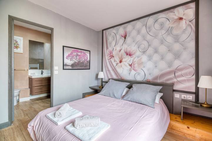 Location de vacances pour 2 personnes, avec jardin en Midi-Pyrénées