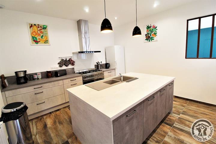 Gîte pour 15 personnes à Pommiers - 2