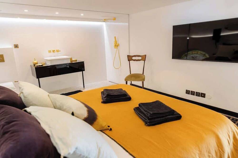 Entire apartment, Luxury Duplex 2Br Panoramic Sea View  Monaco in Beausoleil, Nice region